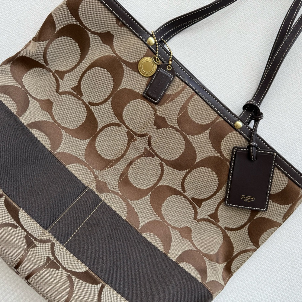 Coach Classic C Logo Tote